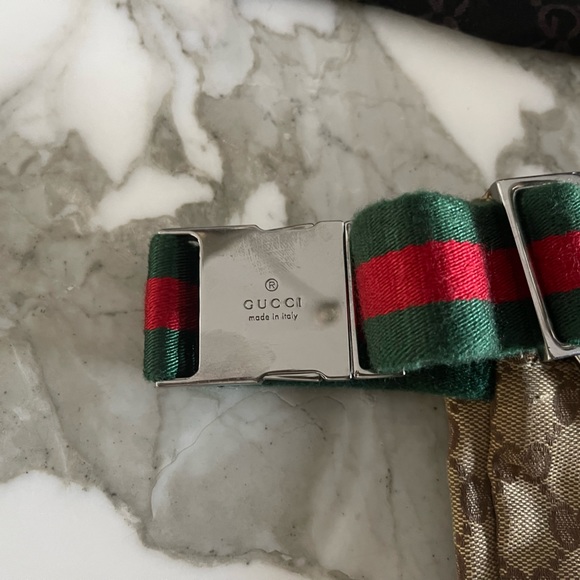 Authentic Gucci waist bag/Fanny pack pouch - Picture 3 of 4